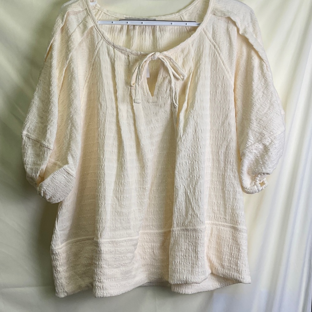 LOFT Ivory Puff Sleeve Blouse